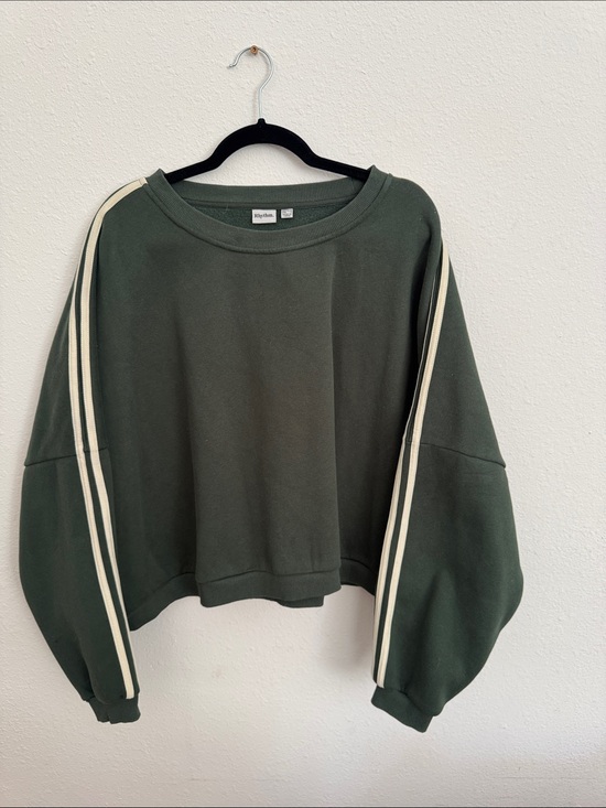 Rhythm. Tops - Rhythm. Olive Green Cropped Sweatshirt with Stripe Sleeves